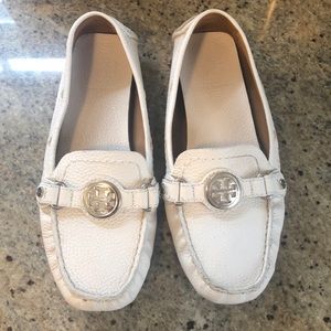 Tory Burch White Pebbled Leather Loafer